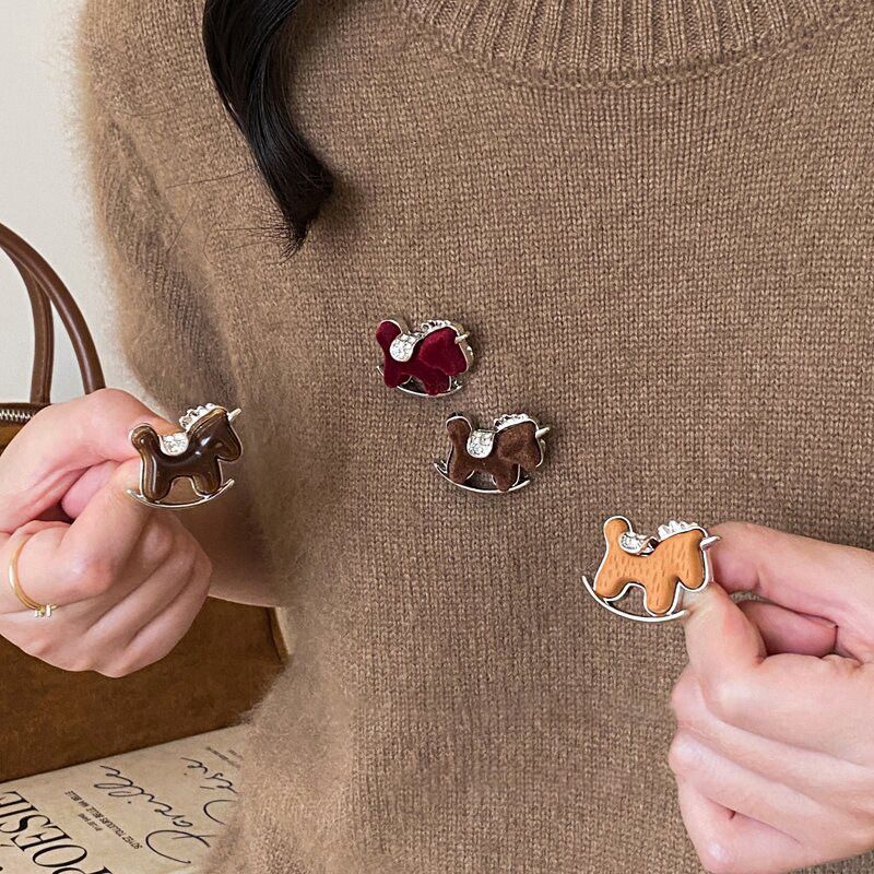Red Velvet Pony Brooch — Zodiac Year Lucky Pin